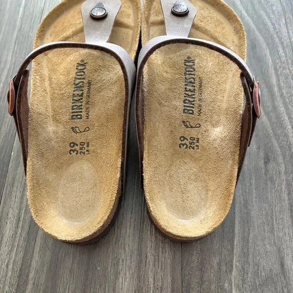 Birkenstock Womens Gizeh Classic Thong Sandal Brown NWOT Size 8 - Picture 5 of 6